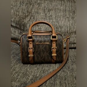 Michael Kors Crossbody New With Tags!!